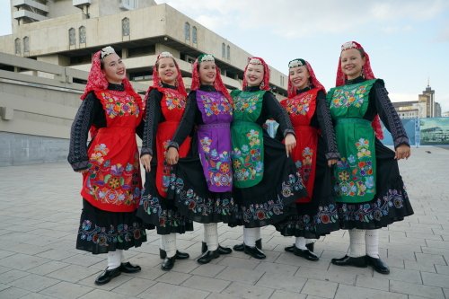 “Хәрәкәттә-бәрәкәт” Казан халкын Урал татарлары биюләренә өйрәтте