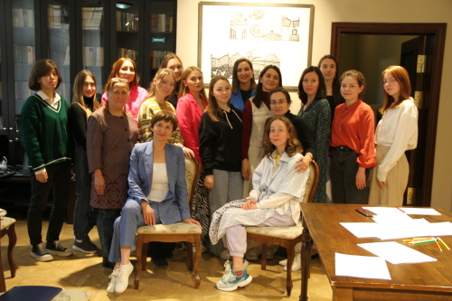 «Яңа исем» иҗат лабораториясенең остаханә утырышлары ачык дәрес форматында уза