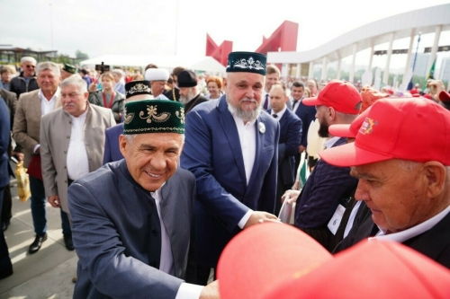 Кемеровода Федераль Сабан туен Рөстәм Миңнеханов һәм Сергей Цивилев ачты