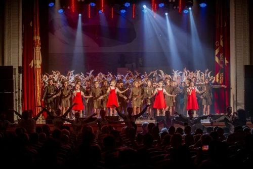 Кара диңгез флоты башлыгы «Созвездие-Йолдызлык» лауреатларын Севастопольгә чакырган