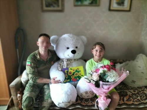 Махсус хәрби операциядән ялга кайтучы үзенә хат язган Зәй кызын эзләп тапкан