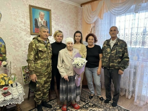 Зәйдә Курск дугасы бәрелешләрендә катнашкан ветераннарны котладылар