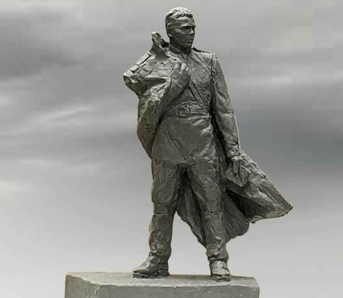 «Татар-информ» фронтовик-шагыйрь Фатих Кәримгә куелачак һәйкәл эскизын тәкъдим итә