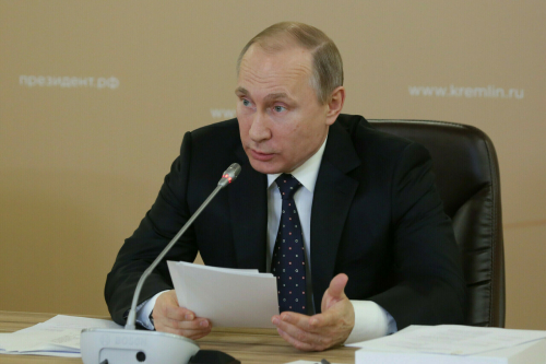 Путин ире махсус хәрби операциядә үлгән хатыннарны эштән азат итүне тыйды
