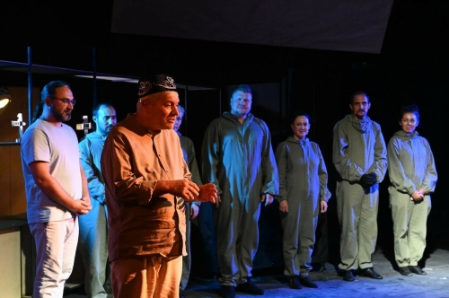 «Әкият» курчак театрында «Авиатор» спектаклен роман авторы Евгений Водолазкин карады