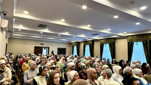 Рамазан алдыннан Диния нәзарәтенең намаз укырга өйрәтү курсларына 250 гә якын кеше килде