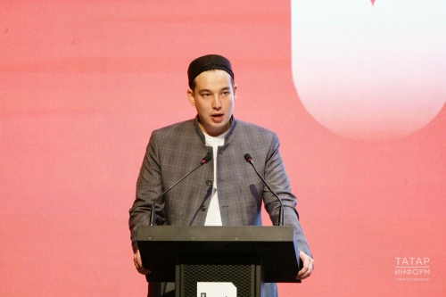 Райнур Хәсәнов: Төп максатыбыз – яшьләр белән цифрлы киңлектә татар дөньясын ныгыту