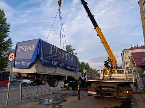 Ун ай эчендә Казанда 150дән артык законсыз сәүдә объекты сүтелгән