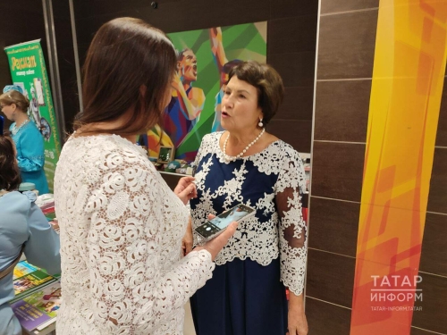 Шәмсия Җиһангирова «Әдәби марафон» җиңүчеләре белән күреште