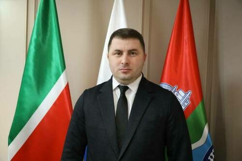 Бөгелмәдә район башкарма комитетының яңа җитәкчесен сайладылар