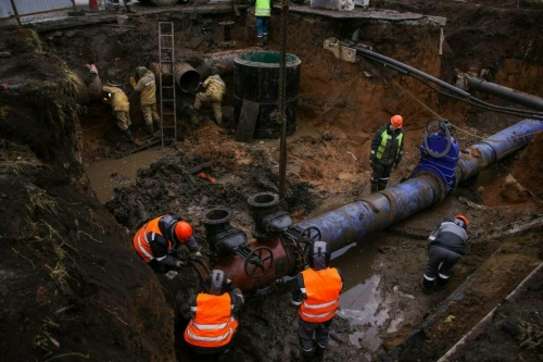 Әлмәттә магистраль суйөрткечне алыштыру эшләре үткәрелә