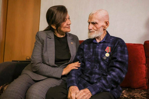 Әлмәттә яшәүче Бөек Ватан сугышы ветеранына 101 яшь тулган