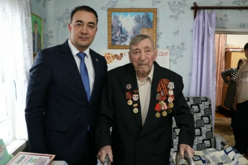 Буада сугыш ветераннарына Макталуы гражданин исеме бирелде һәм юбилей медале тапшырылды