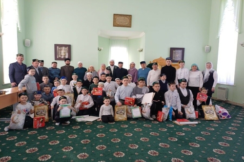 Саба мөхтәсибәтендә азан әйтүчеләр бәйгесендә 30 ир бала катнашты
