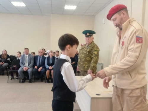 Татарстанның Тукай районында укучыларны «Яшь армиячеләр» сафларына кабул иттеләр