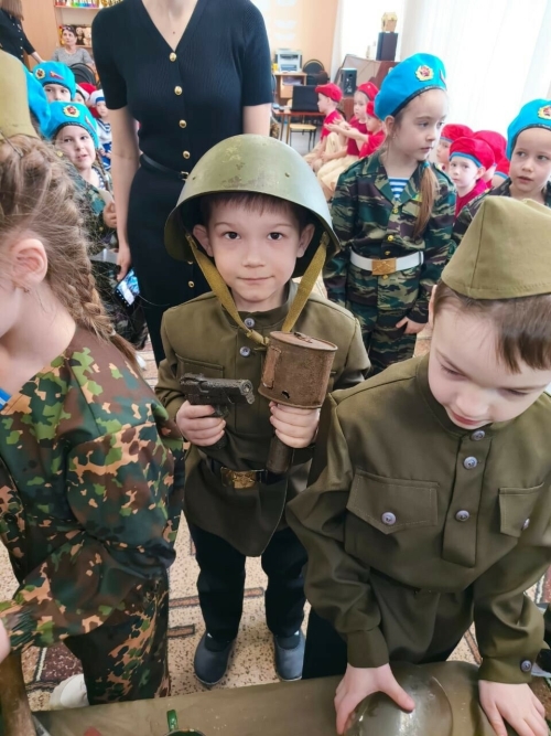 Зәйнең «Гвардия» эзтабарлар отряды балаларны үз эшчәнлекләре белән таныштырды