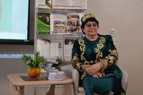 Халидә Галимованың «Гомер юлы — су юлы» исемле җыентыгын тәкъдим итү кичәсе узды