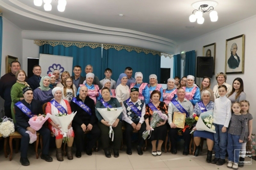 Питрәч районында алтын туйларын билгеләп үтүче гаиләләрне котладылар