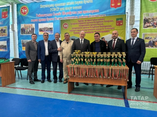 Теләчедә Салават Фәтхетдинов призларына көрәш буенча VIII республика турниры башланды