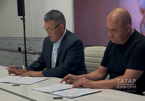 Якутиянең «Саха сирэ» газетасы «Шәһри Казан» белән хезмәттәшлек турында килешү төзеде