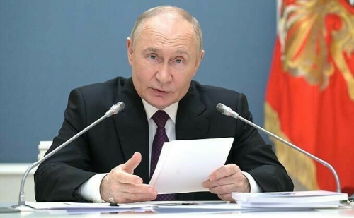 Путин Россия халыклары телләре көнен булдырырга тәкъдим итте