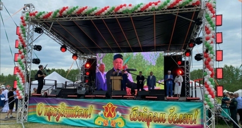 Фәрит Мөхәммәтшин Биектау Сабан туенда: Авылда яшәүчеләргә ял итү мөмкинлеге бирелә