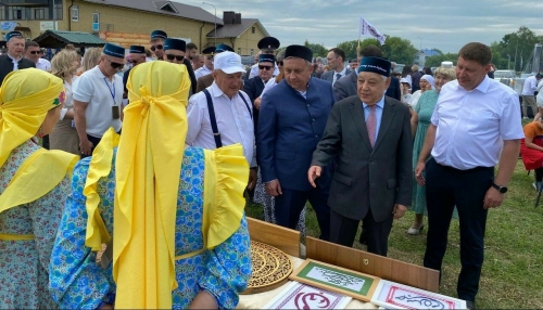 Биектау Сабан туенда Фәрит Мөхәммәтшин бәйрәмнең әһәмиятен билгеләде