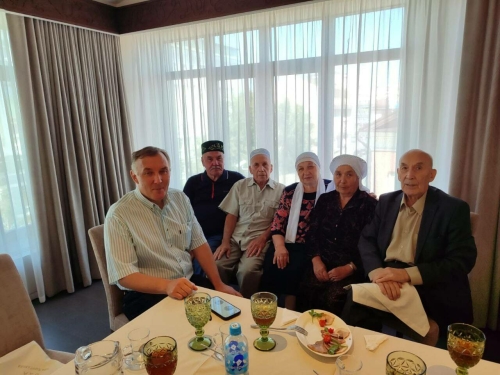 Казанда шагыйрь һәм журналист Рөстәм Фәйзуллин рухына Коръән ашы үткәрелде