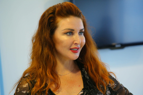 Алсу Абульханова: Кешенең хезмәтенә һәрвакыт хөрмәт белән карарга кирәк