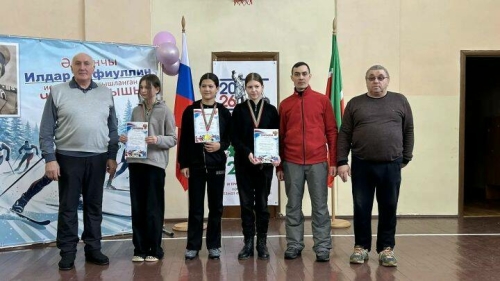 Әтнә районы Олы Мәңгәр авылында чаңгы ярышы буенча спорт мәктәбе беренчелеге узды