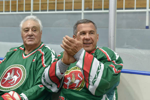 Рөстәм Миңнеханов Фил Эспозитоны Казанга чакырды