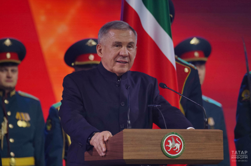 Рөстәм Миңнеханов: Саклаучы ул – иленә, гаиләсенә, бурычына тугры калучы