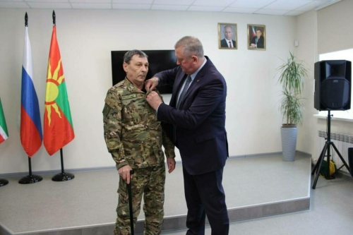 Махсус хәрби операциядә катнашучы Зәй хәрбиенә «Батырлык өчен» медале тапшырылды