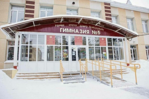 Әлмәттә мәктәпләрне капиталь ремонтлауга 215 миллион сумнан артык акча юнәлдереләчәк