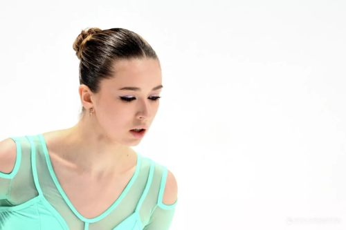 Камилә Вәлиева Беренче канал Кубогында кыска программада дүртенче урынны яулады