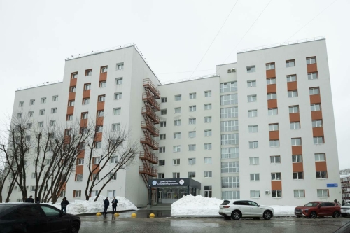 Илсур Метшин Казан педагогика көллиятенең яңартылган тулай торагын бәяләде