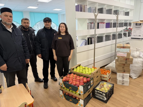 Чабаксарда социаль үзәктә тәрбияләнүчеләргә ярдәм күрсәттеләр