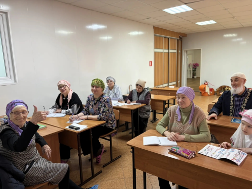 Кемерово өлкәсе Осинники шәһәре мәчетендә татар теле дәресләре уза башлаган