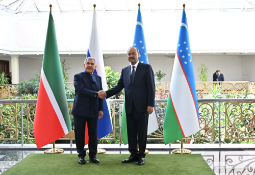 Рөстәм Миңнеханов Үзбәкстан делегациясен «KazanForum» икътисади форумына чакырды