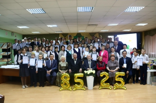 Буада Ренат Хариска 85 яшь тулуга багышланган конференциядә җиңүчеләрне бүләкләделәр