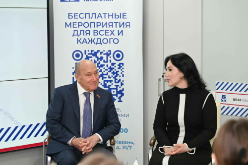 Марат Әхмәтов студентлар белән традицияләр, тел, авыл хуҗалыгын үстерү турында сөйләште