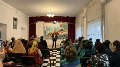 Милли Шура рәисе Азәрбайҗандагы татар җәмәгатьчелеге белән очрашты