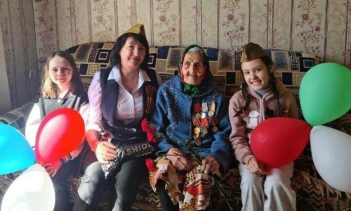 Татарстанда яшәүче тыл хезмәтчәне Нина Константинова 100 яшьлек юбилеен билгеләп үтә
