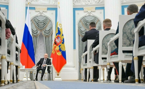 Путин «Геройлар вакыты» программасында катнашучылар белән очрашты