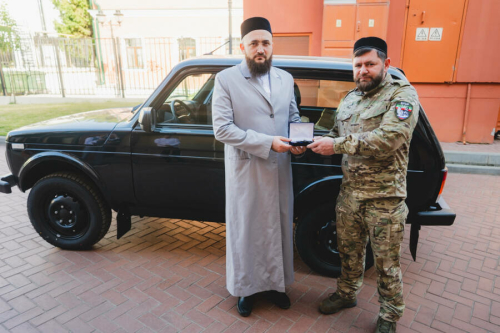 Диния нәзарәте Корбан бәйрәме алдыннан Татарстан хәрбиләренә «Нива» машинасы җибәрде