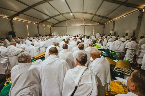 Татарстан хаҗилары Гарәфә көнендә Ватан иминлеге өчен җәмәгать белән дога кылды