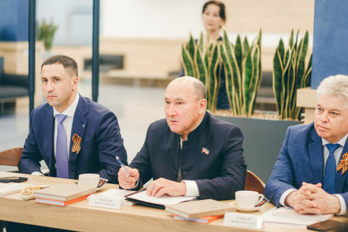 Чаллыда Казанның туган телләрне саклау һәм үстерүгә юнәлтелгән проектлары тәкъдим ителде