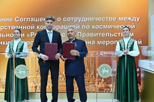 Рөстәм Миңнеханов «Роскосмос» белән хезмәттәшлек турында килешү имзалады
