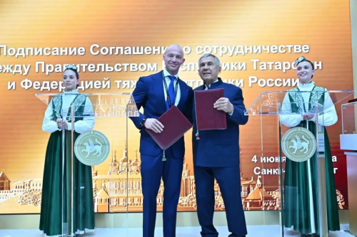 Миңнеханов Россия Авыр атлетика федерациясе белән хезмәттәшлек турында килешү имзалады