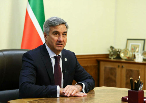 Васил Шәйхразыев эшлекле сәфәр белән Мәскәүгә бара
